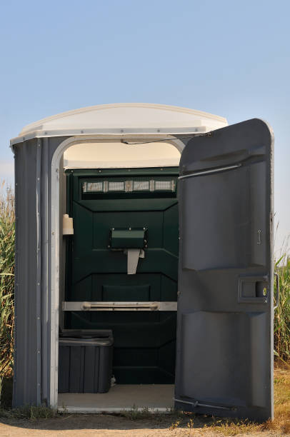 Porta potty delivery and setup in Fruitland, NC